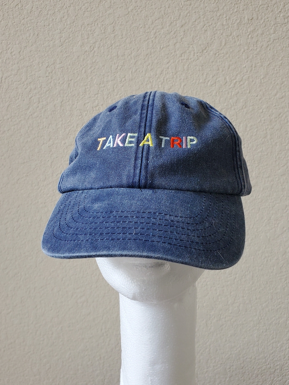 Beechfield Take A Trip Embroidered Blue Cap.  Size OS